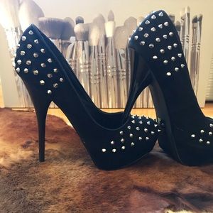 Spiked heels